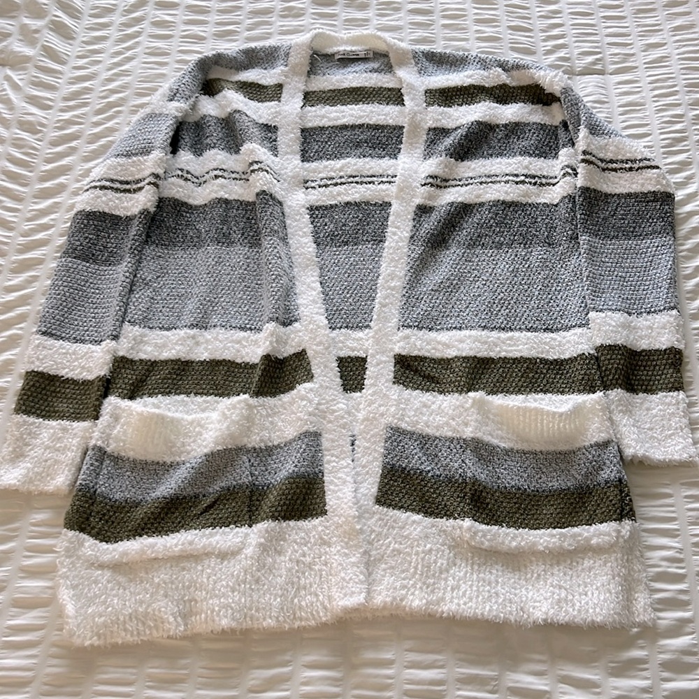 NWOT: Pink Clover Cardigan - Small